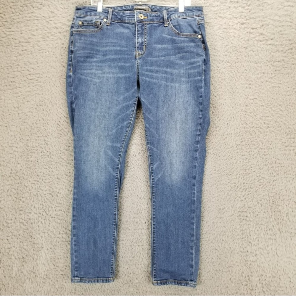 Torrid Jeans Womens 14 Medium Wash Stretch Mid Rise Boyfriend Straight *Read*